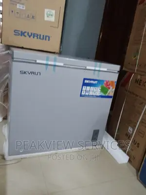 Spanking New Skyrun Chest Freezer With Key Lock (200L)