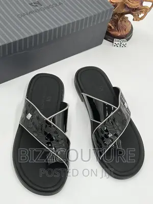 Original Italian GIANPIERONICOLA Slippers Available in Store