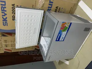 Classic Bd-200a 200L Singke Door Freezer+Removable Basket