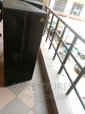 Photo - Full Range Speaker Legend LWS215 2600watts