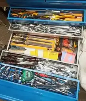 Vehicle Tools Box