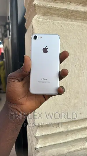 Apple iPhone 7 Plus 32 GB Gold