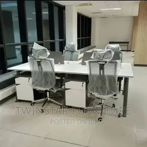 New Modern Executive Office 4 Seaters Work Station