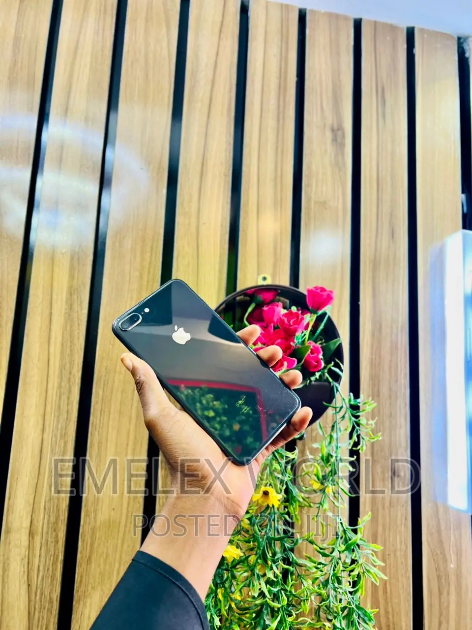 Apple iPhone 8 Plus 64 GB Gray