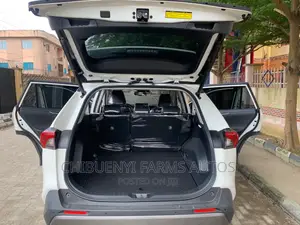 Toyota RAV4 Limited FWD 2020 White