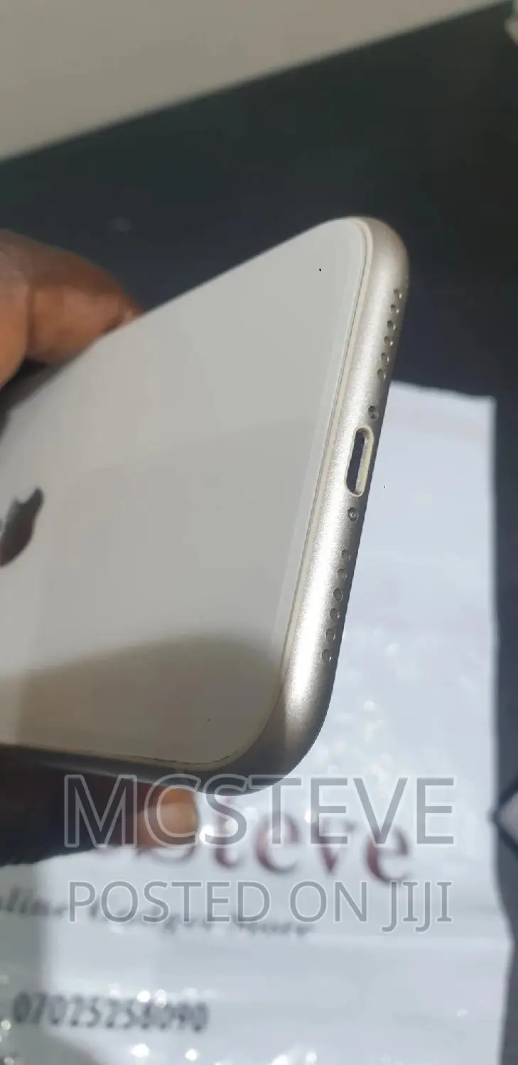 Apple iPhone 11 128 GB White