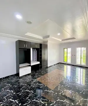 2bdrm Apartment in Ikate, Lekki for rent
