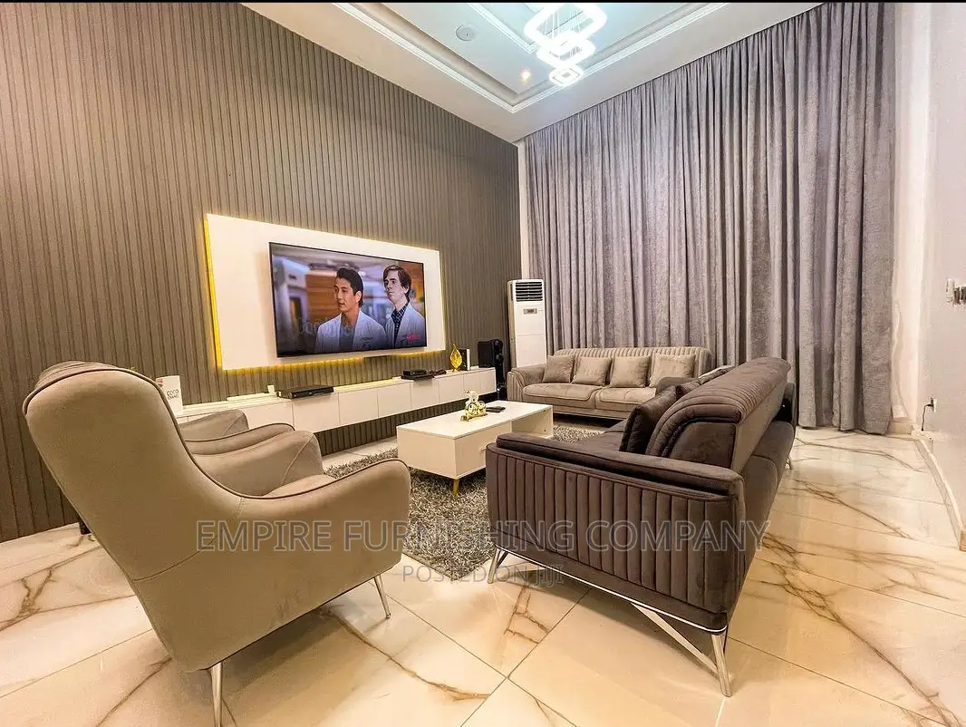 Smart Sofas Set For Ur Apartment