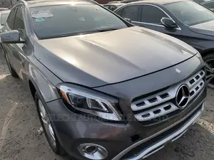 Mercedes-Benz GLA 250 2018 Gray