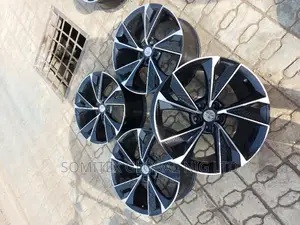 Venza Alloyed Rim19