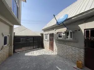 Photo - Studio Apartment in Freedom Avenue, Dutse-Alhaji for rent
