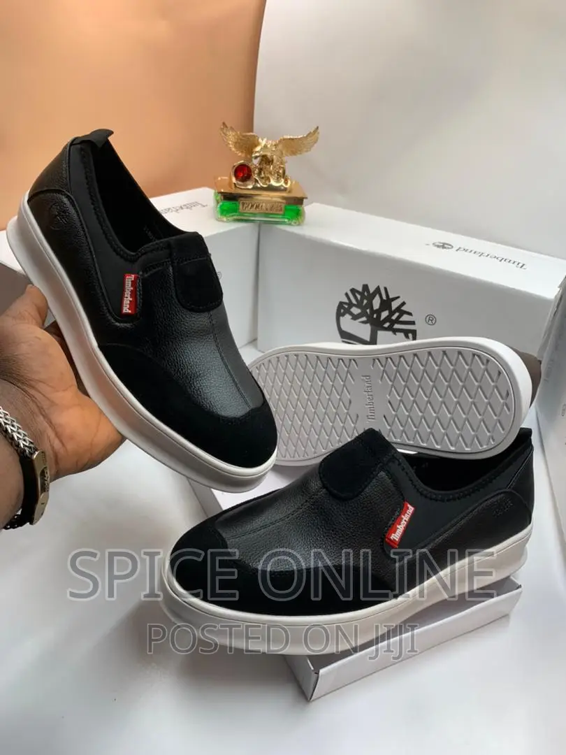 Kj: Fully Boxed Timberland Shoe