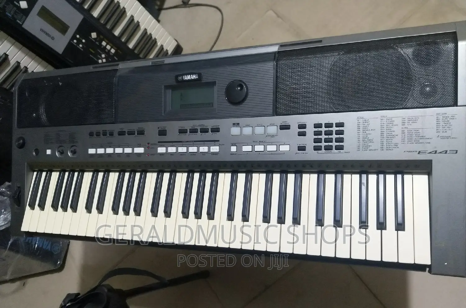 UK User Yamaha PSR-E443 Keyboard