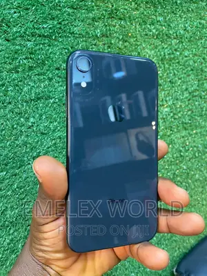 Apple iPhone XR 128 GB Red