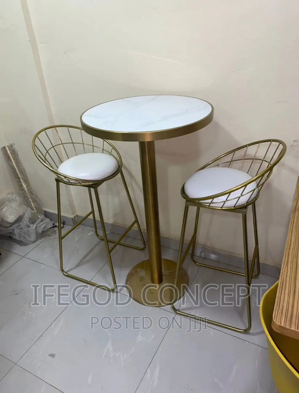 Bar Stool and Table