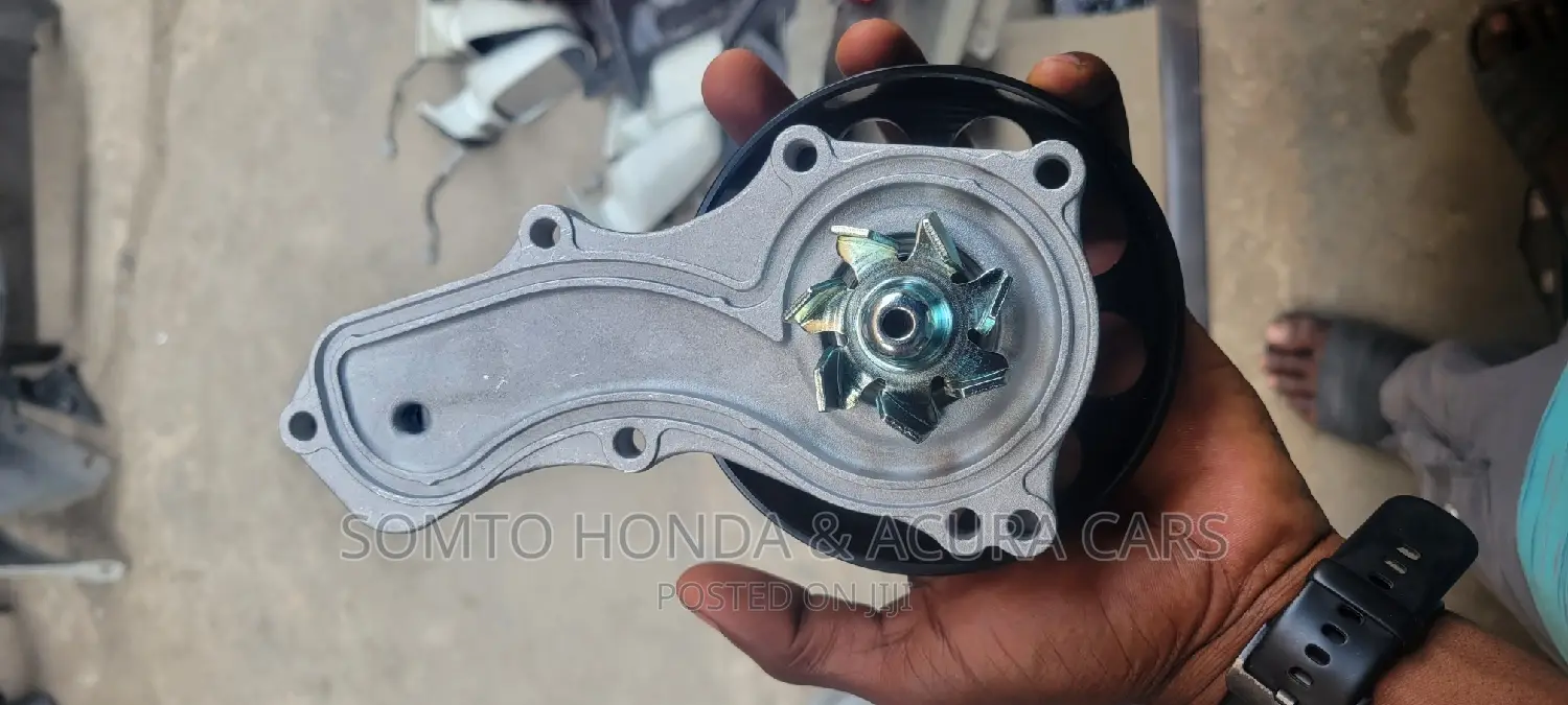 Water Pump Honda Accord 20132017( 4 Plugs] in Lekki Vehicle Parts