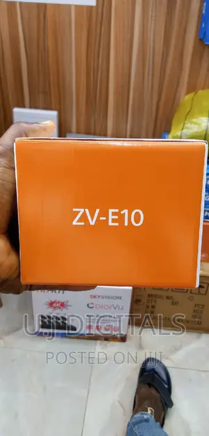 Sony ZV E10 Mirrorless Camera