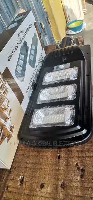 60 Solar Panel Light