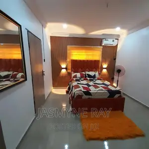 House 5 Single Ensuite Room