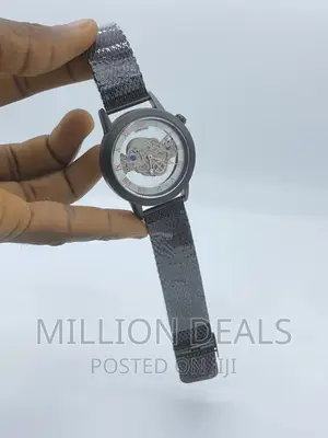 Meshed Black Strap Men's Wrist Watch