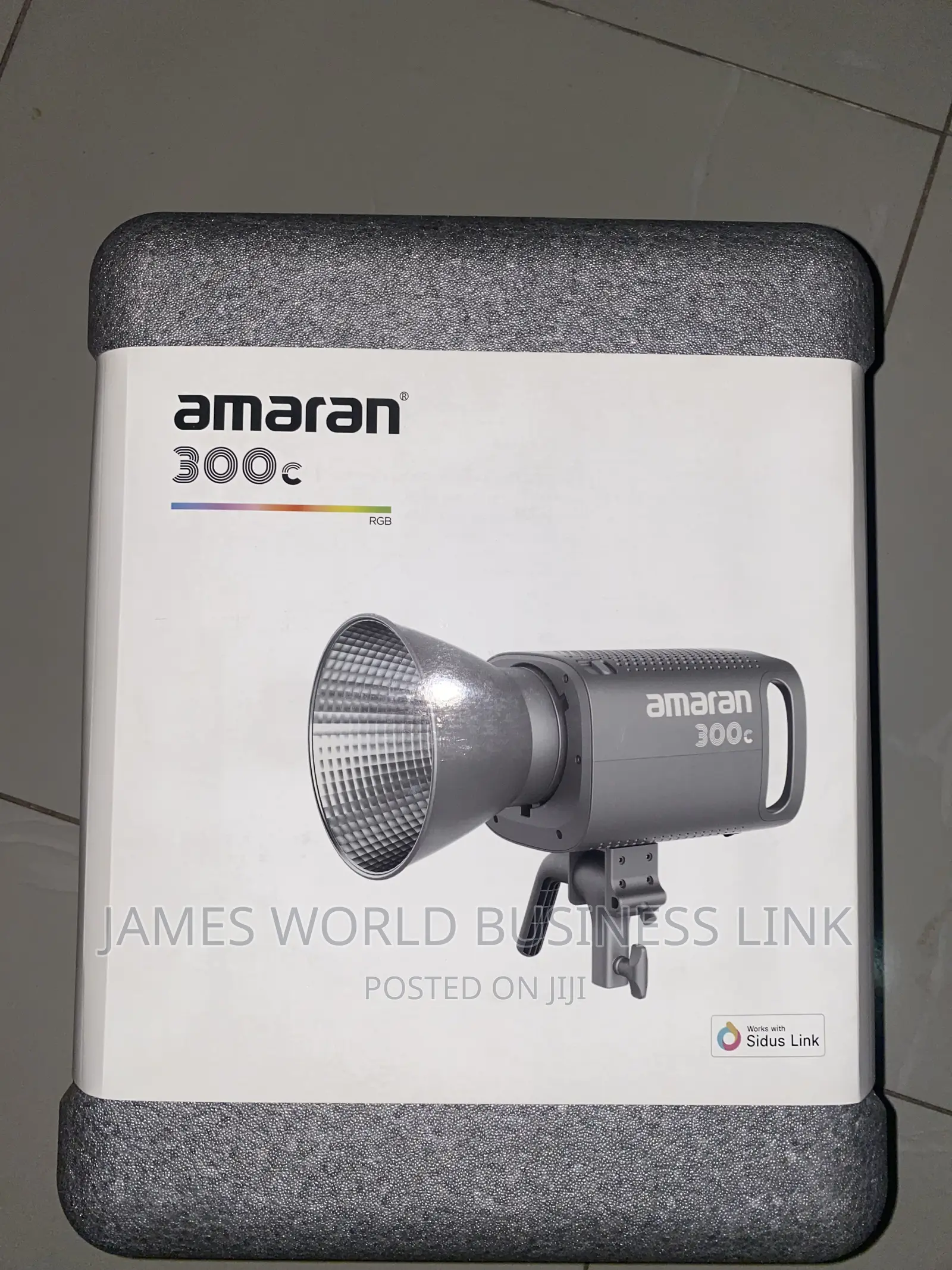 Amaran Aputure 300c Daylight/RGB Led Light