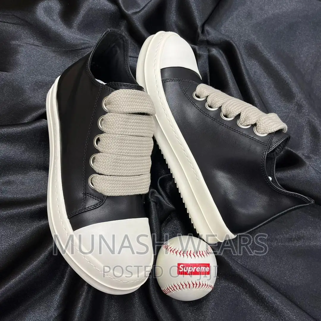 Rick Bowen Shoe