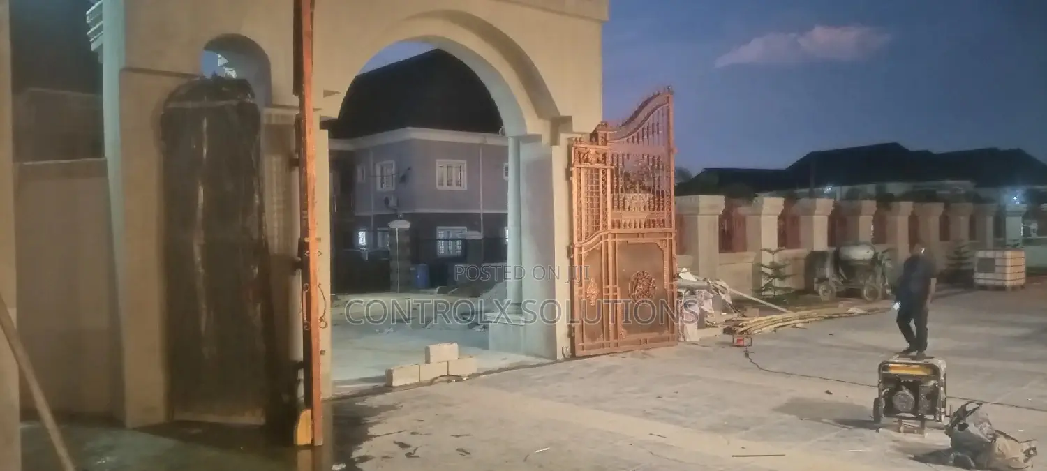 Automatic Gate Installation