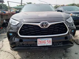 Toyota Highlander Limited 2022 Black
