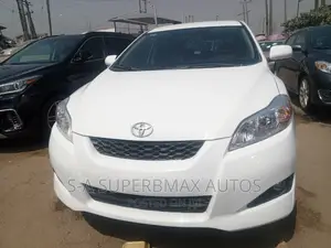 Toyota Matrix 2009 White