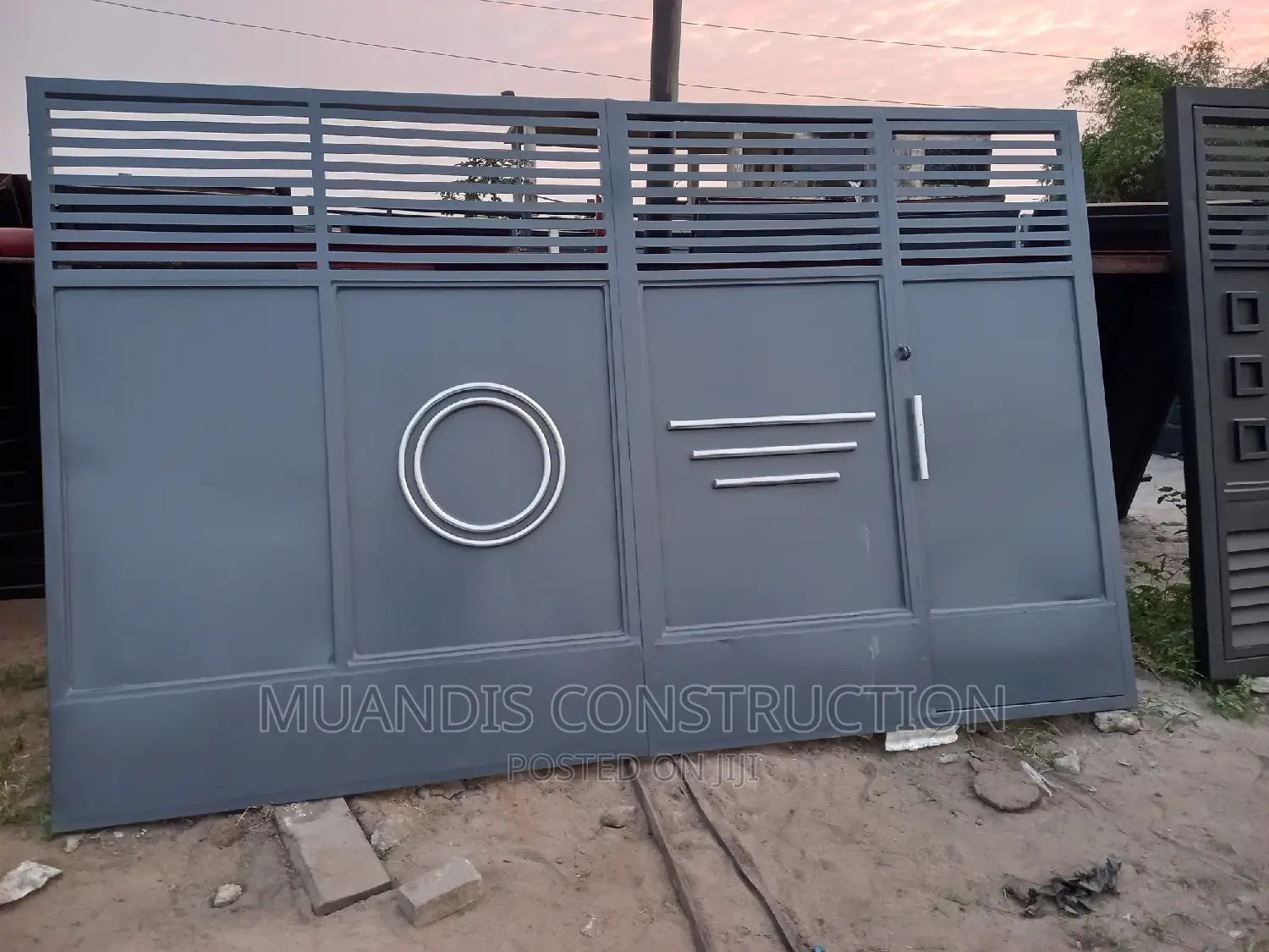 M33 Standard Gates