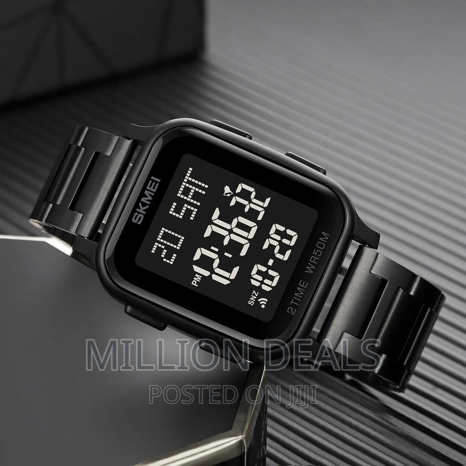 Black Water Resistance Men's Wrist Watch