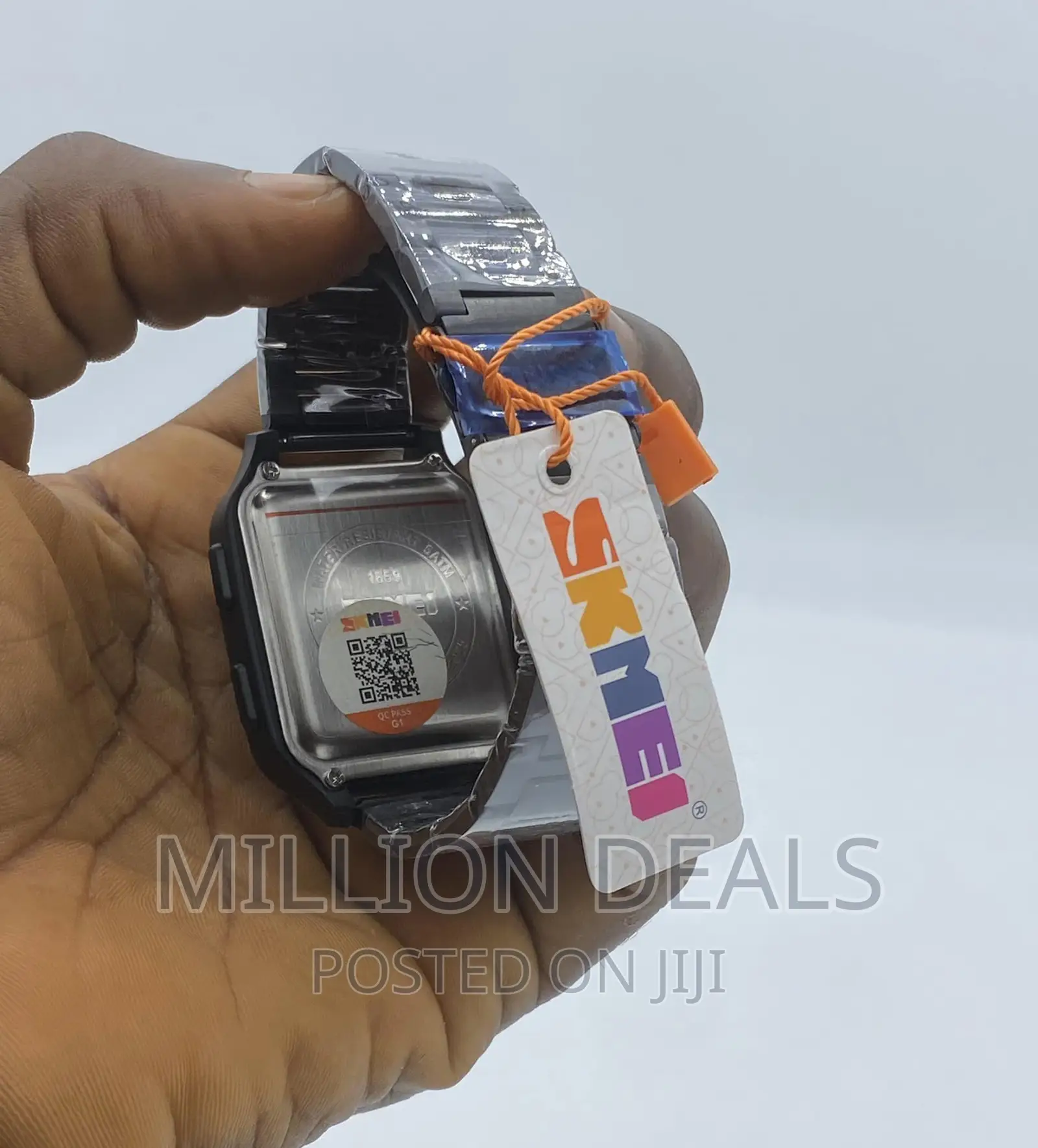 Black Water Resistance Men's Wrist Watch