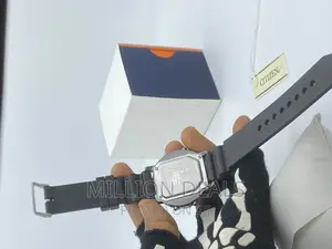 Luxury Rubber Strap Men’S Wrist Watch