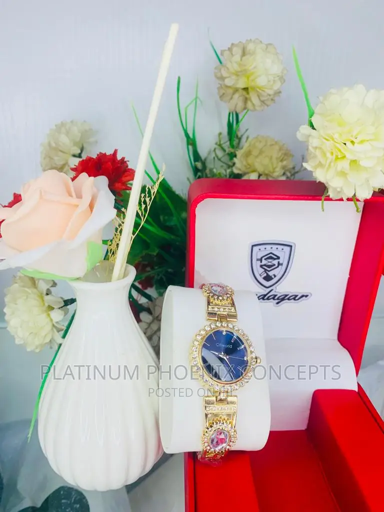 Metal Untarnished Wristwatch