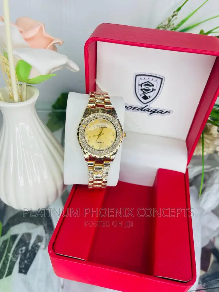 Metal Untarnished Wristwatch