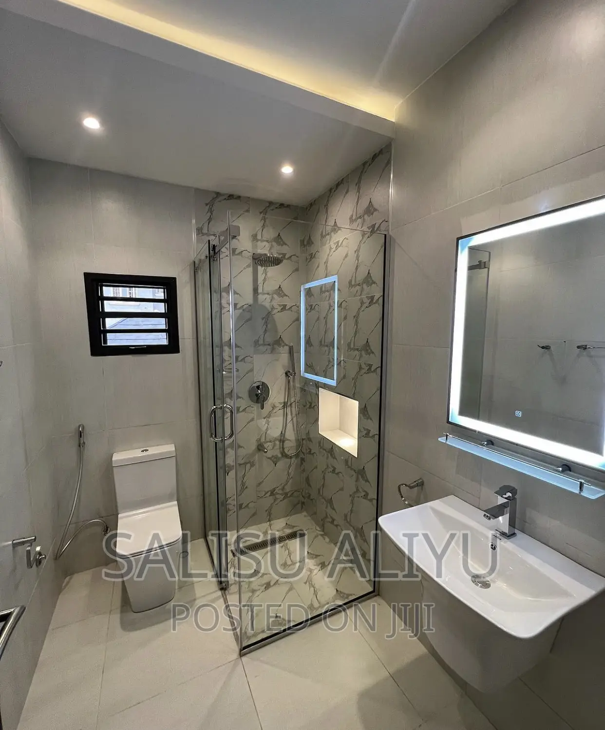5bdrm Duplex in Wuye for sale