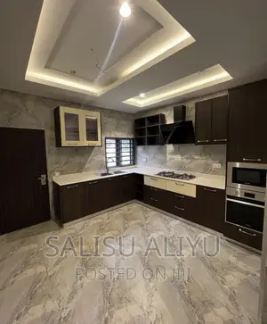 5bdrm Duplex in Wuye for sale