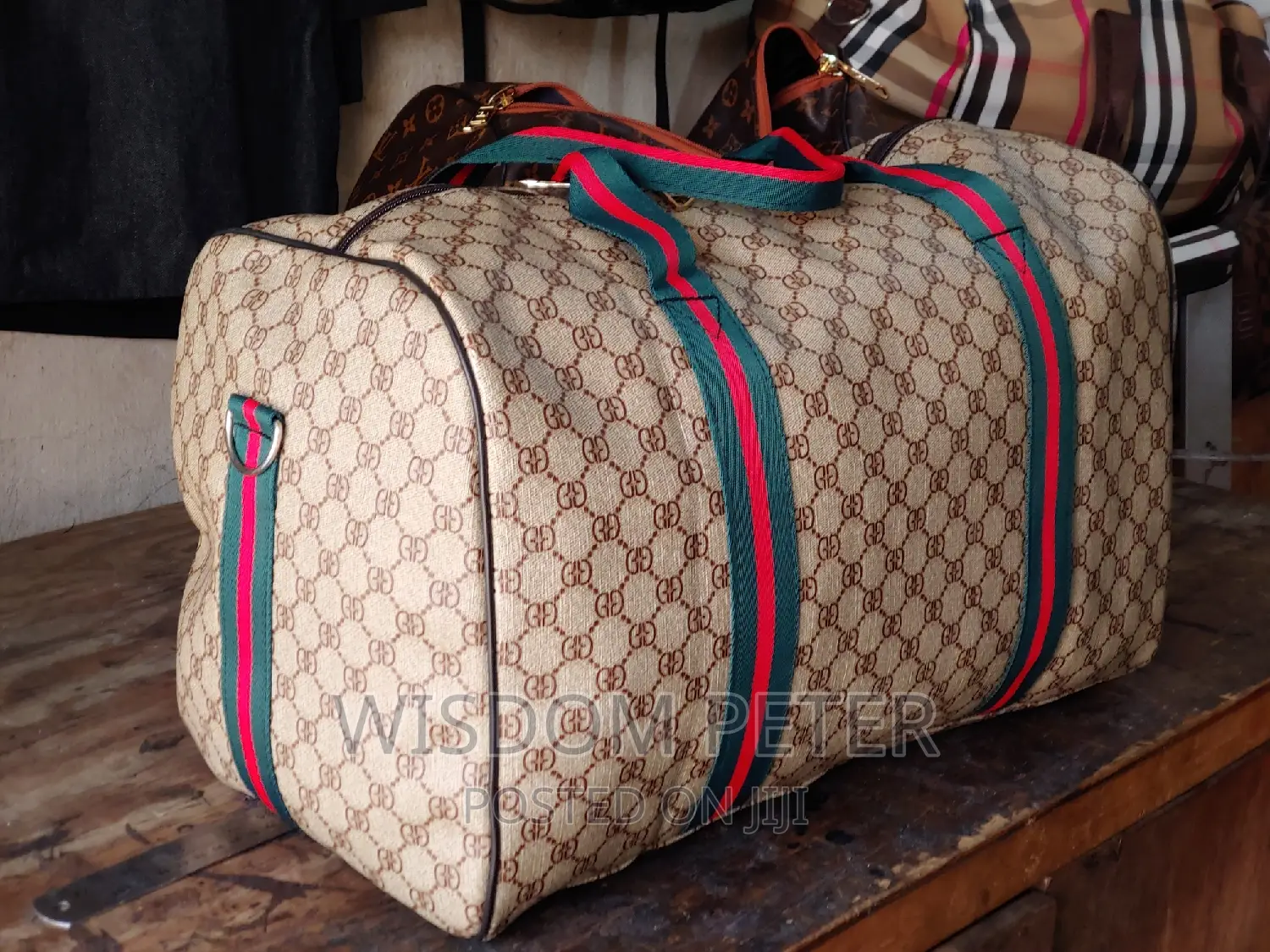 Petson Design Traveling Bag