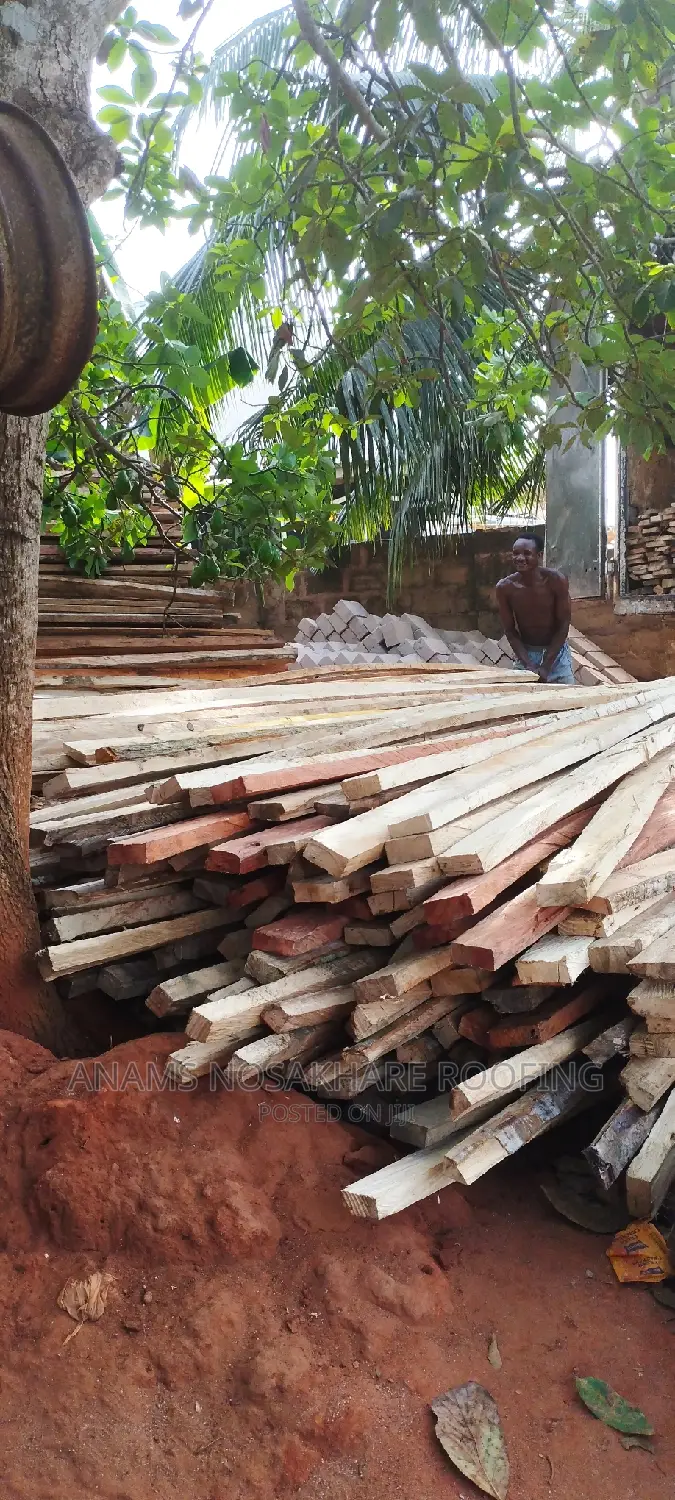 Straight Quality Hard Roofing Woods