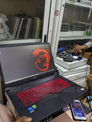 Laptop MSI Katana GF76 16GB Intel Core I7 SSD 512GB
