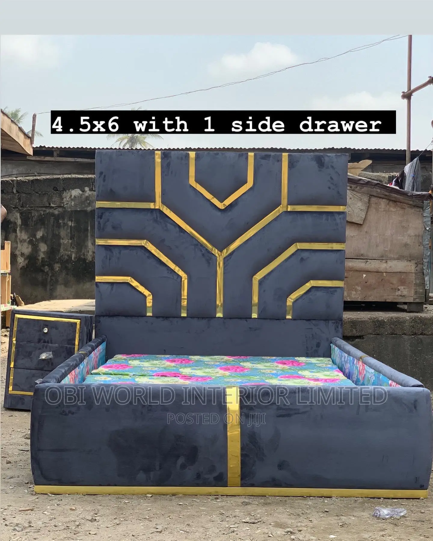 4/5 By 6 Bed Frame With 1 Drawer