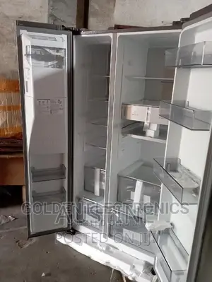 Brand New Hisense Side-Side 514L Refrigerator>Extenal>Silver