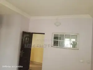 3bdrm Block of Flats in G.R.A, Enugu for rent