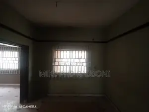7bdrm Duplex in Old G.R.A, Enugu for rent