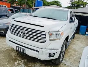 Toyota Tundra 2015 White