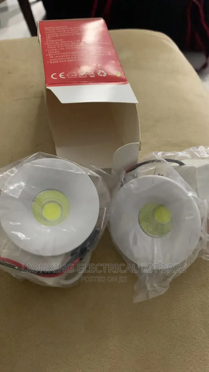 Spot Light/ Tv Light