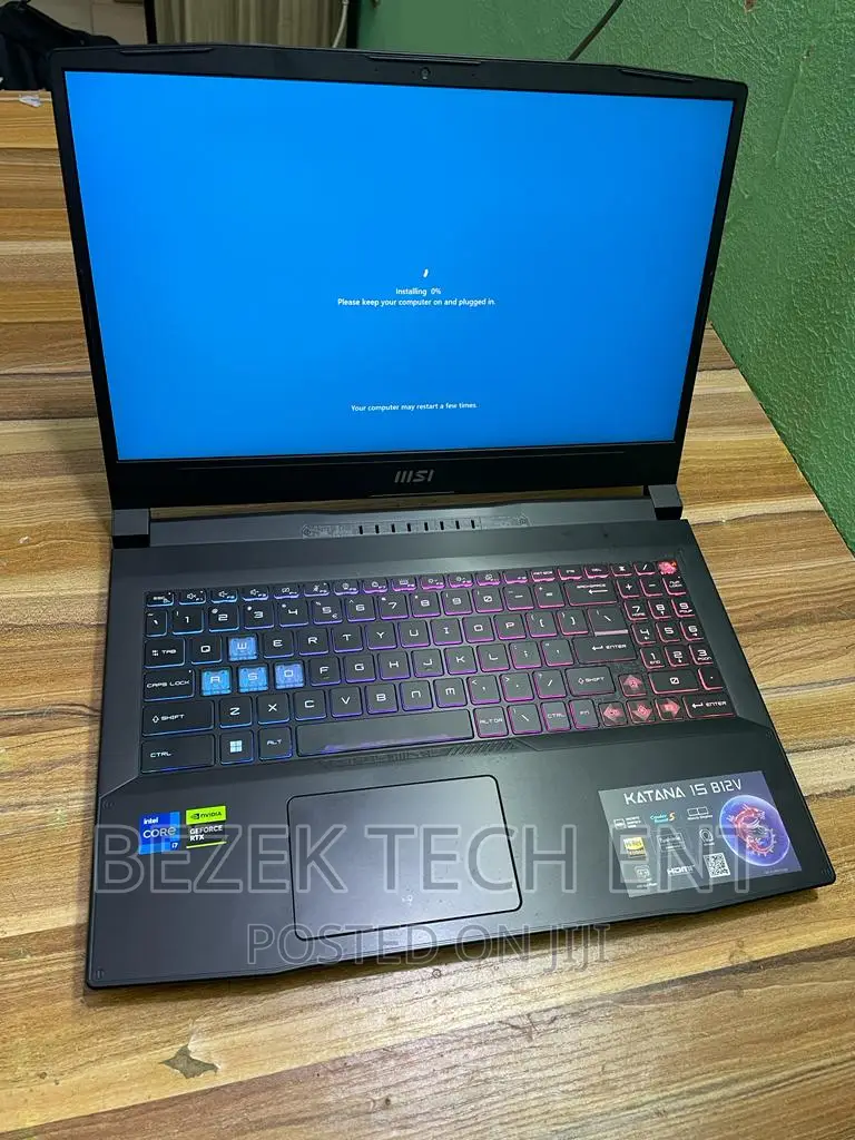 New Laptop MSI Katana 15 16GB Intel Core I7 SSD 1T