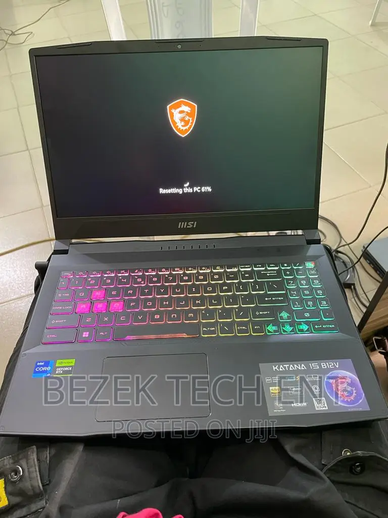 New Laptop MSI Katana 15 16GB Intel Core I7 SSD 1T