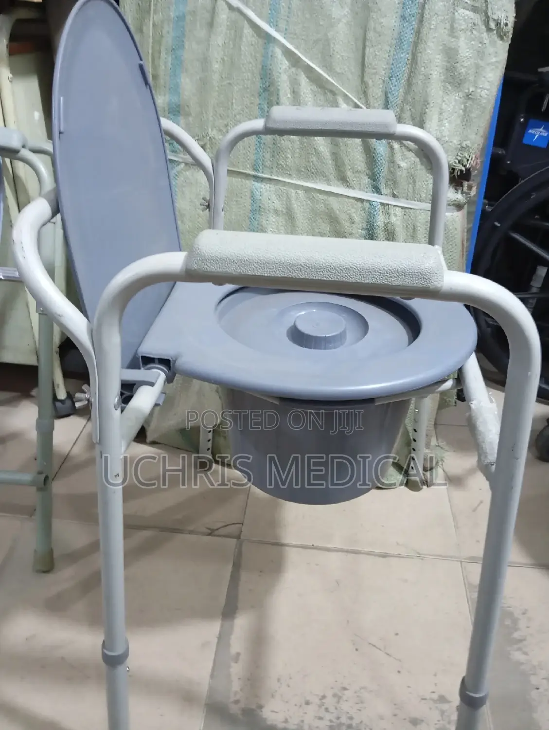 Commode Seat