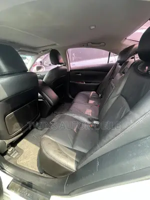 Lexus ES 350 2011 White
